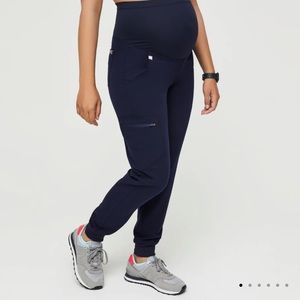 FIGS Zamora Maternity Jogger Scrub Bottom